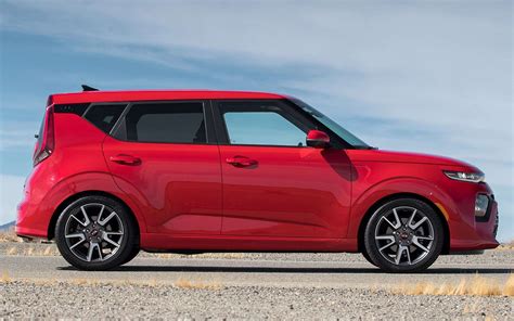 2020 Kia Soul: The Signature Boxy Shape Remains | Signature Boxy Four Door Crossover | Auto ...