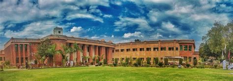 Khyber Medical College Peshawar