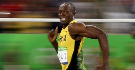 Usain Bolt's Smiling Face Is The Newest Olympic Internet Meme | HuffPost