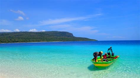 Top 8 Most Beautiful Beaches in Timor-Leste - toplist.info