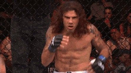 Wild start in Diego Sanchez vs Clay Guida : fightporn