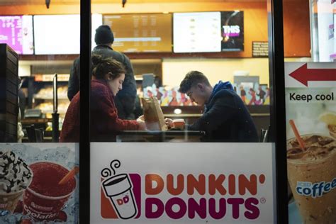 Dunkin’ To Close 800 U.S. Stores As Pandemic Hurts Sales | Bostonomix