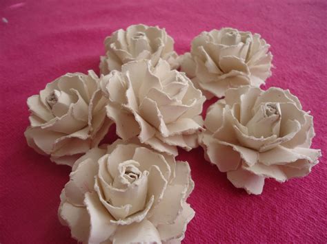 Beautiful Handmade Paper Roses Tutorial | Paper roses tutorial, Paper ...