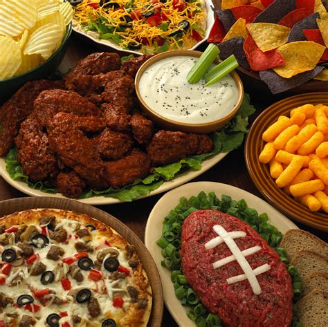 super-bowl-parties-cheap-potluck-buffet