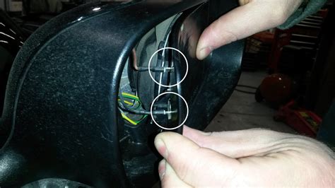 DIY Guide on How to Fix a Broken Side View Mirror – eEuroparts