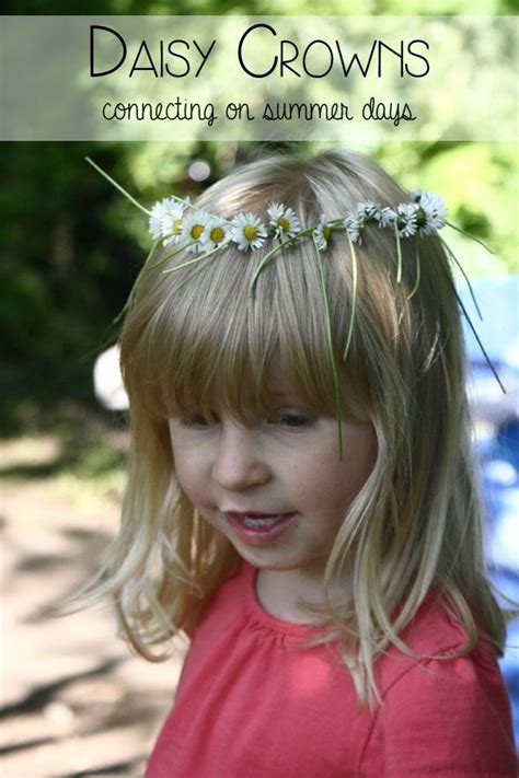 How to Make a Daisy Crown - Rainy Day Mum | Daisy crown, Summer activities for kids, Crafts for kids