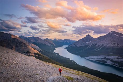 22 BEAUTIFUL Kananaskis Hikes To Tackle (2024)