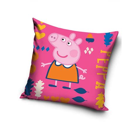 Peppa Pig Curtains, Kids Bedding Sets and Wallpaper | Peppa pig family ...