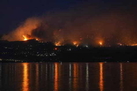 City empties as thousands flee wildfire closing in on capital of Canada’s Northwest Territories ...