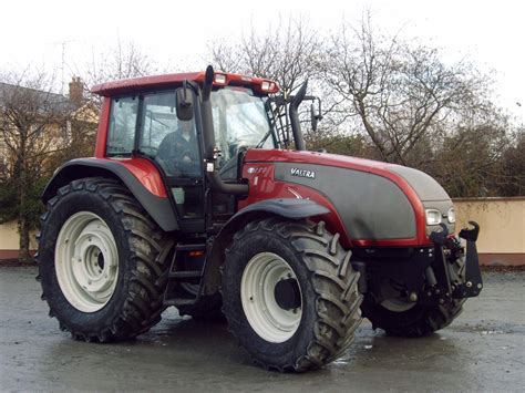 Valtra T180 | Traktoren, Schlepper