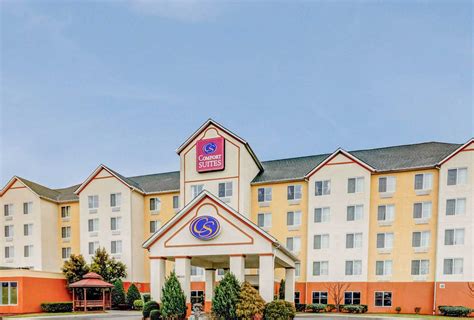 Comfort Suites Hotels in Concord, NC by Choice Hotels