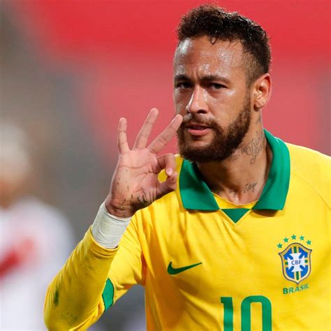 Neymar moves to second in Brazil's all-time goalscorer