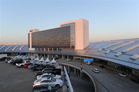 Dallas Fort Worth International Airport