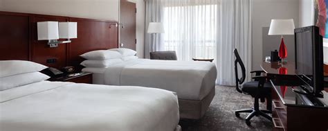 Hotels near Minneapolis Airport with Shuttle Service | Marriott Minneapolis