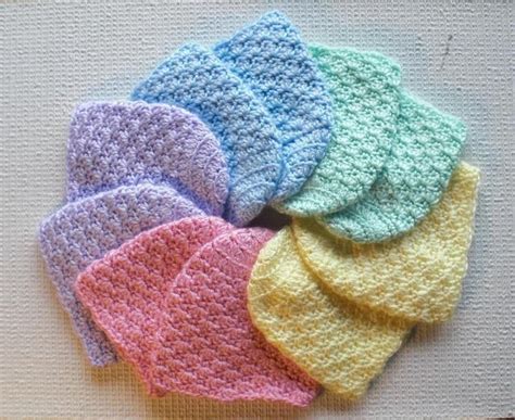 How to Crochet a Baby Hat Step-By-Step | Newborn crochet, Crochet baby hats, Knitting