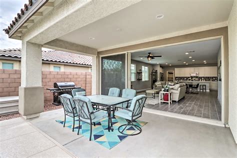 Estrella Bungalow w/ Pool Near Hiking & Golf! - Home Rental in Goodyear