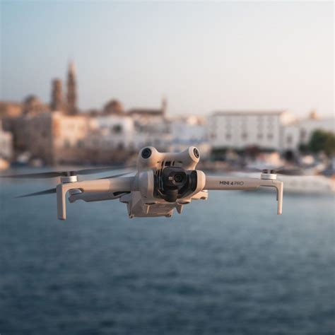 Dji Mini 4 Pro Fly More Combo - Droner med kamera | Kjell.com