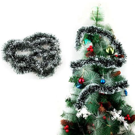 Christmas Tree Tinsel Garland - 22 Best Tinsel Decorating Ideas And Designs For 2021 - shap web