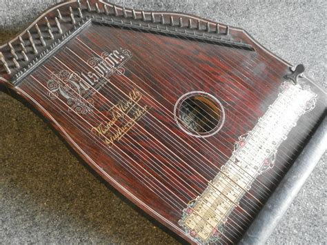 Guitar Zither