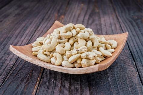 Cashew Kernels | Kingfoods