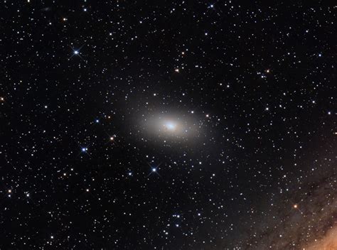 M110 Dwarf Elliptical Galaxy 9hr exposure taken by astrophotographer Ron Brecher | Astronomy ...