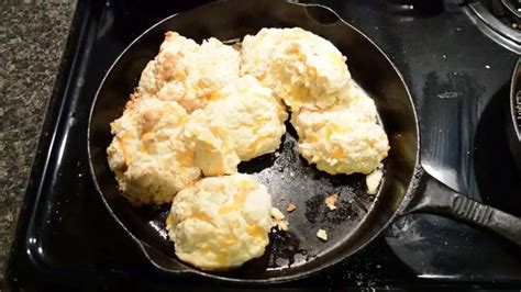 Recipe: Garlic Cheddar Cat Head Biscuits - Daves Homestead