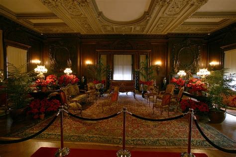 Vanderbilt Mansion interior | Vanderbilt mansions, Mansion interior, Victorian house interiors