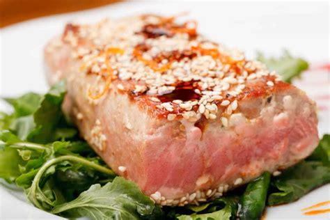 Tuna Steaks with Garlic Aioli - Healthy Diabetes Recipes from US MED