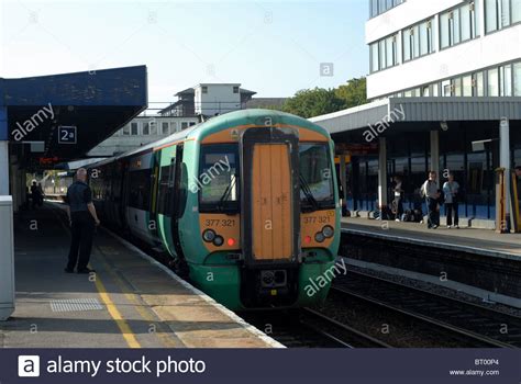 Southampton UK Southern Trains Train at Southampton Central station ...