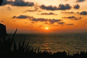 File:Sunset-Sicilia-bjs-1.jpg - Wikimedia Commons