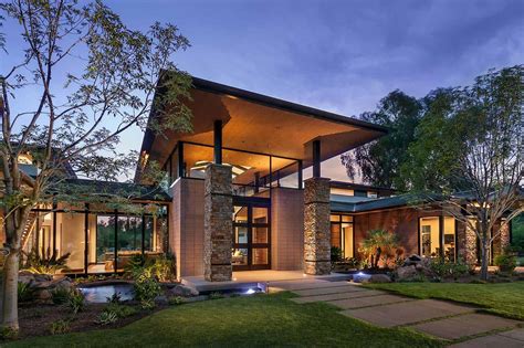 Walls of glass defines Arizona home re-imagined for a modern lifestyle