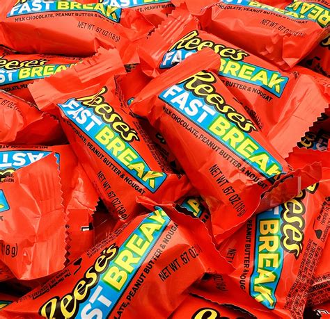 Buy CrazyOutlet FAST BREAK Peanut Butter Chocolate Candy Bars, Bulk Pack, 3 Pounds Online at ...