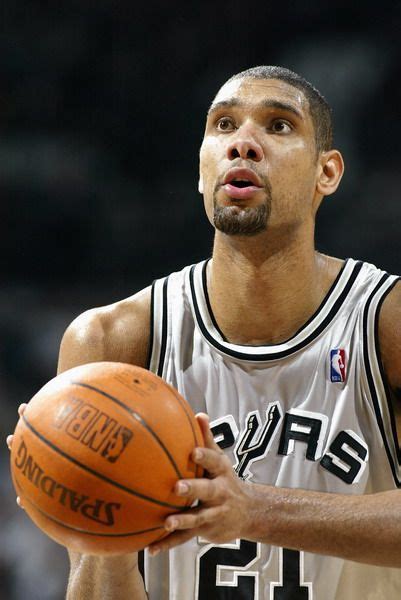 NBA Hardwood Classics 2003-04, Tim Duncan, San Antonio Spurs. | San antonio spurs, Nba legends, Nba