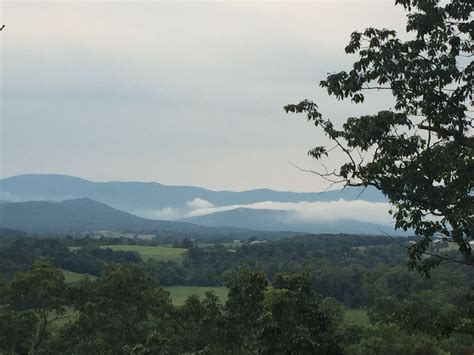 Luray, Virginia Luray Virginia, Stuff To Do, Mountains, Natural ...