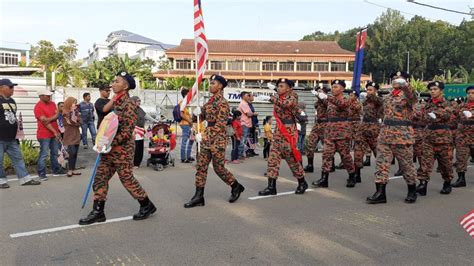 Malaysia national parade editorial stock photo. Image of flag - 157385793