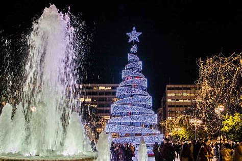 (Photos, Video) This Athens Neighborhood Has Put On Its Christmas Best ...