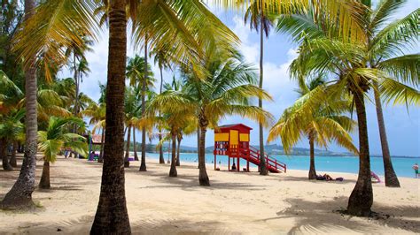 Beach Pictures: View Images of Luquillo Beach