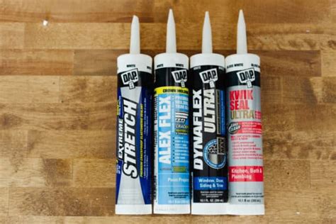 How to Use Caulk {The Complete Guide!} – Love & Renovations