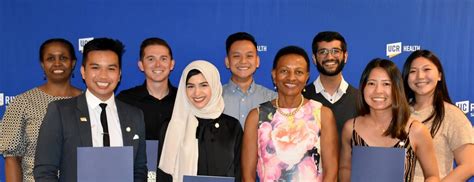 School of Medicine Awards Ceremonies Honor Students, Staff, and Faculty ...