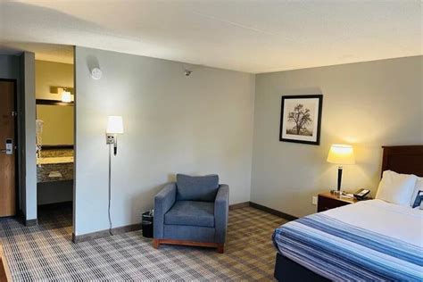 AmericInn by Wyndham Bemidji Bemidji | Bookonline.com