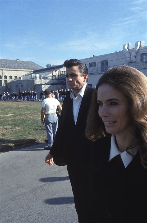 Photos Of Johnny Cash And June Carter At Folsom Prison - Flashbak