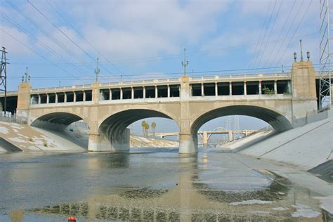 Off-Ramp® | Secrets under LA's 7th Street Bridge | 89.3 KPCC