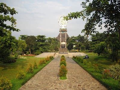 Semarang State University My (UNNES)