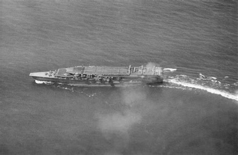 Japanese carrier Kaga during the Battle of Midway, June 1942 | Imperial japanese navy, Aircraft ...