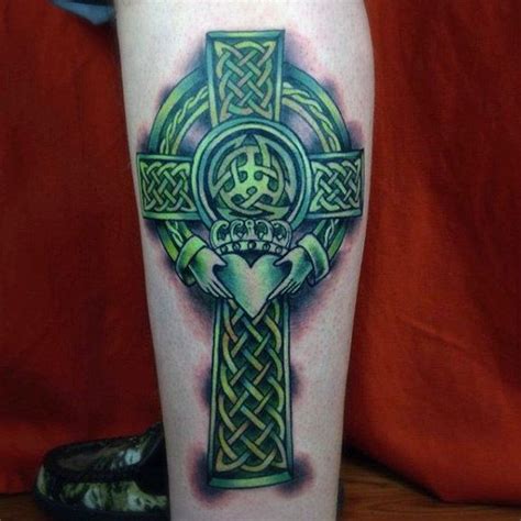 93 Celtic Cross Tattoos for Men [2023 Inspiration Guide] | Celtic cross ...