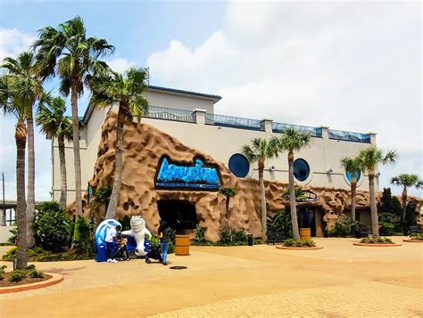 Aquarium Restaurant - Discover Kemah, TX