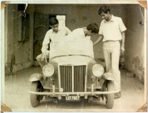 The Red Car - First Pakistani Car - Blog - 4x4 Offroaders Club Karachi