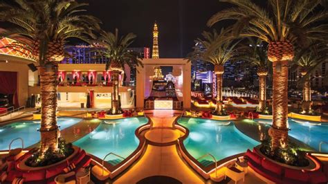 4 Tips for a Much Better Las Vegas Club Experience - Laughtocuremnd