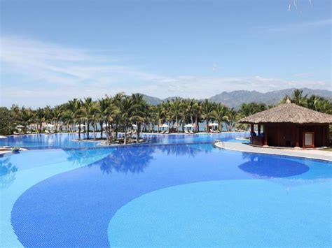 Vinpearl Luxury Nha Trang Resort - Deals, Photos & Reviews