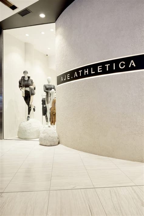 Aje Athletica - SHEETH